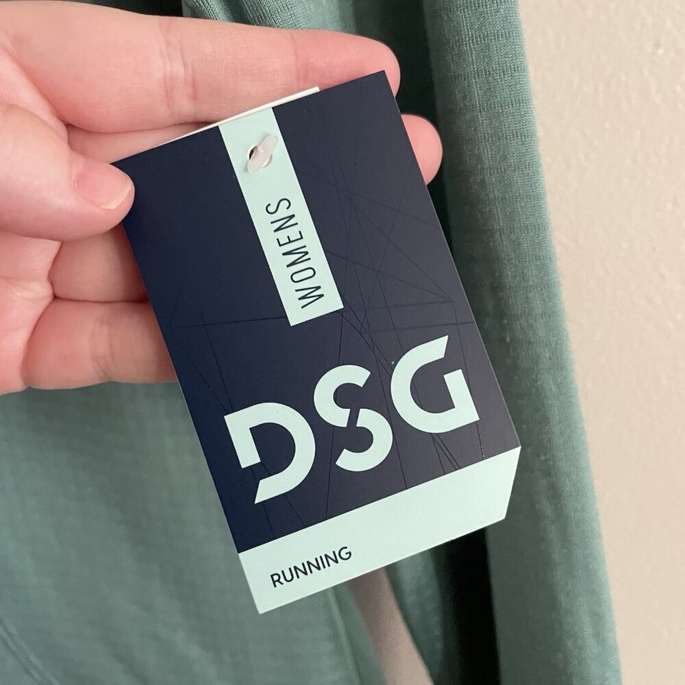 DSG Women S Muted Algae Outdoor Moisture Wicking Run 1/2 Zip Pullover NWT - Picture 11 of 15